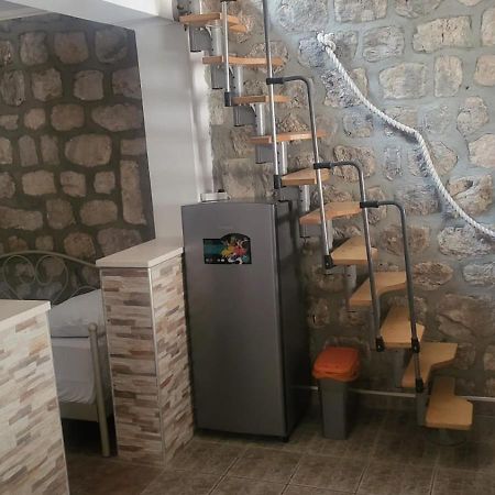 Apartments Sorgeto 스톤 외부 사진