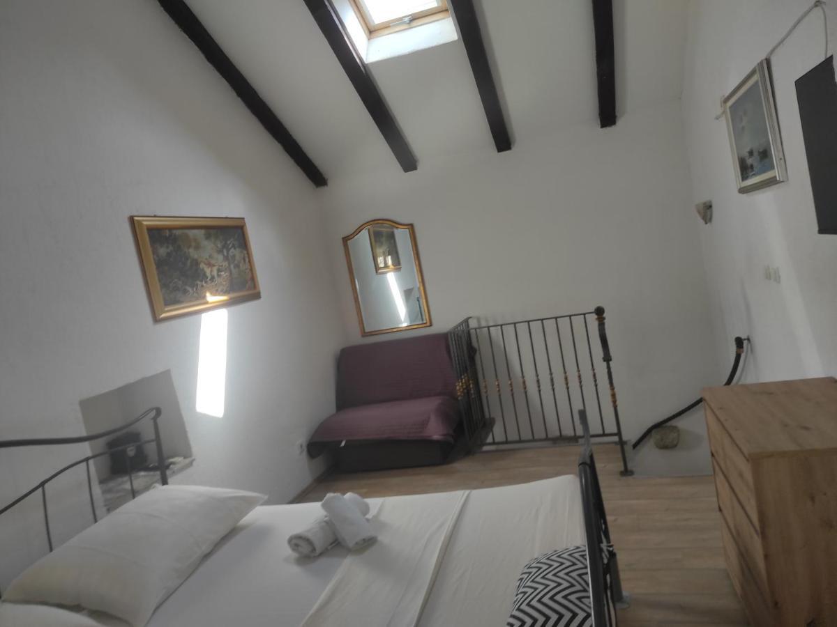 Apartments Sorgeto 스톤 외부 사진