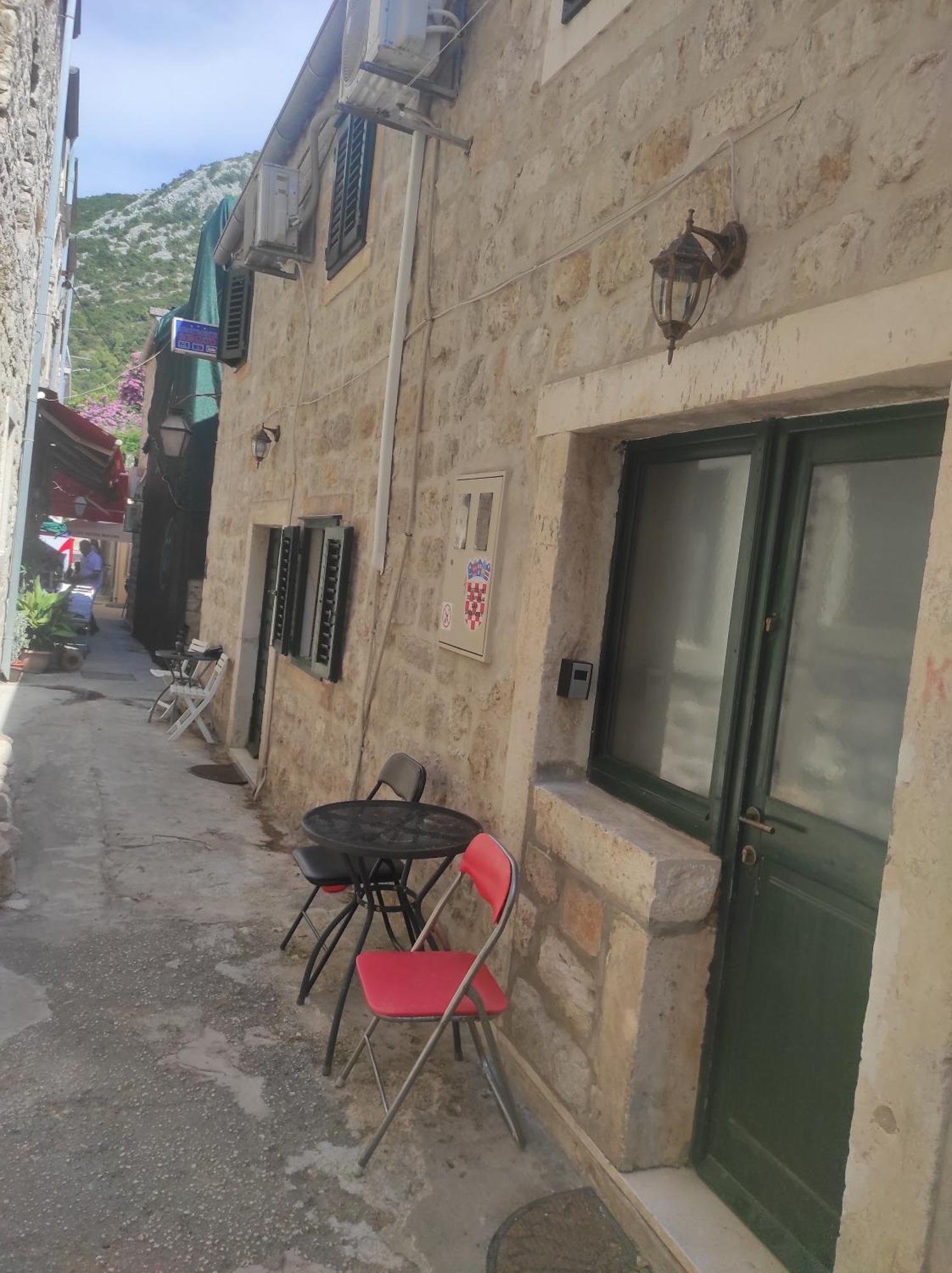 Apartments Sorgeto 스톤 외부 사진